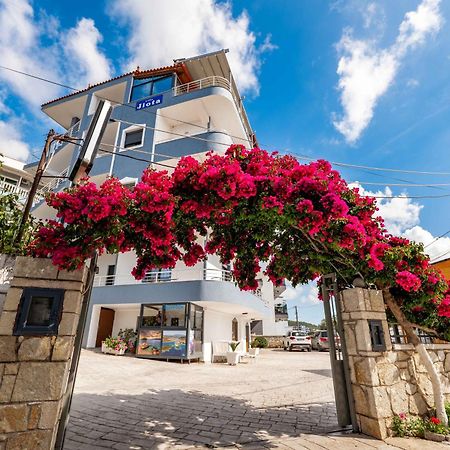 Villa Jiota Ксамил Екстериор снимка